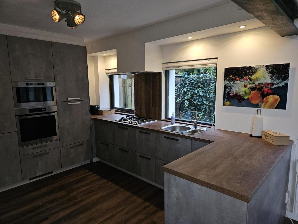 Guesthouse Max Dongen Εξωτερικό φωτογραφία