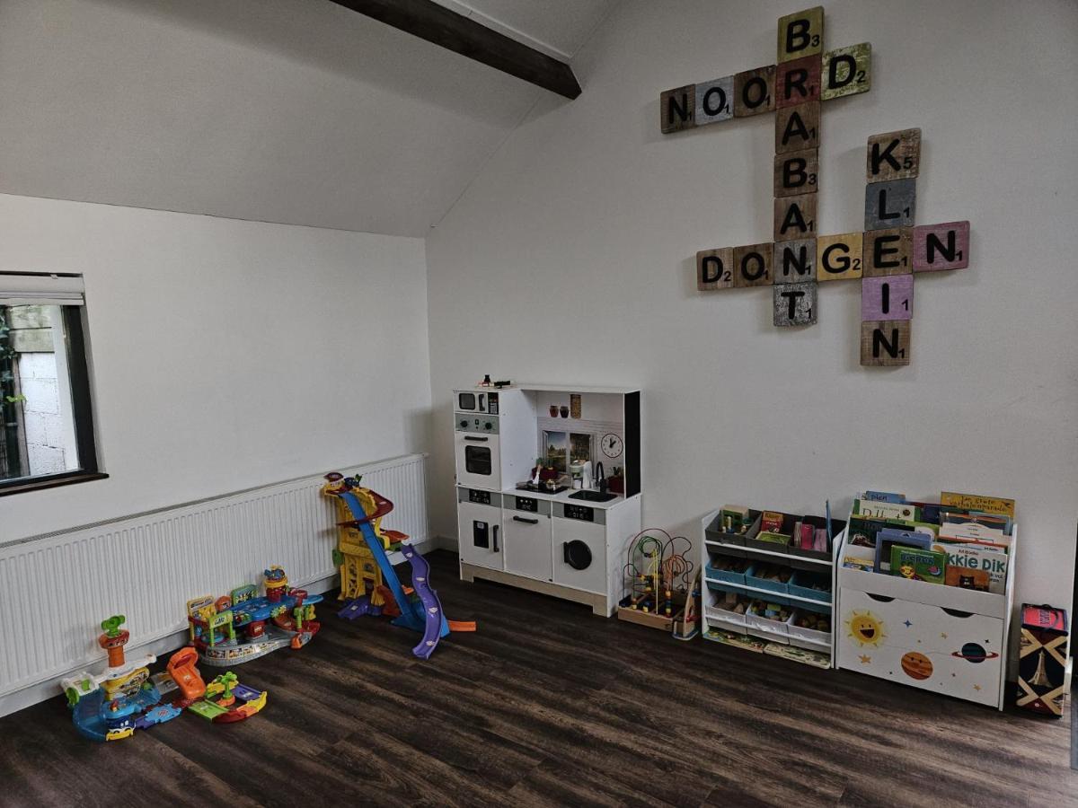 Guesthouse Max Dongen Εξωτερικό φωτογραφία